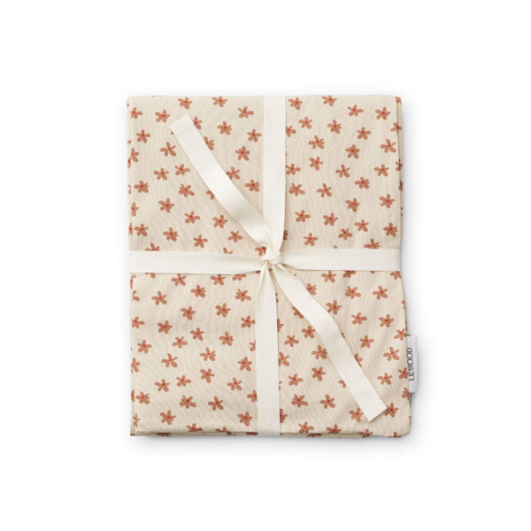 Детский постельный набор Liewood Carmen Baby Bedding Set (Floral/Sea Shell)